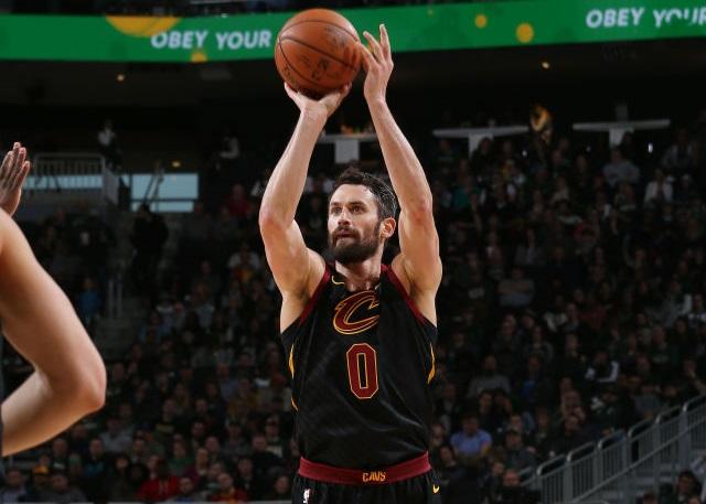 新秀与老牌 新秀与老牌