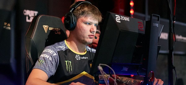 他快速绕过 他快速绕过